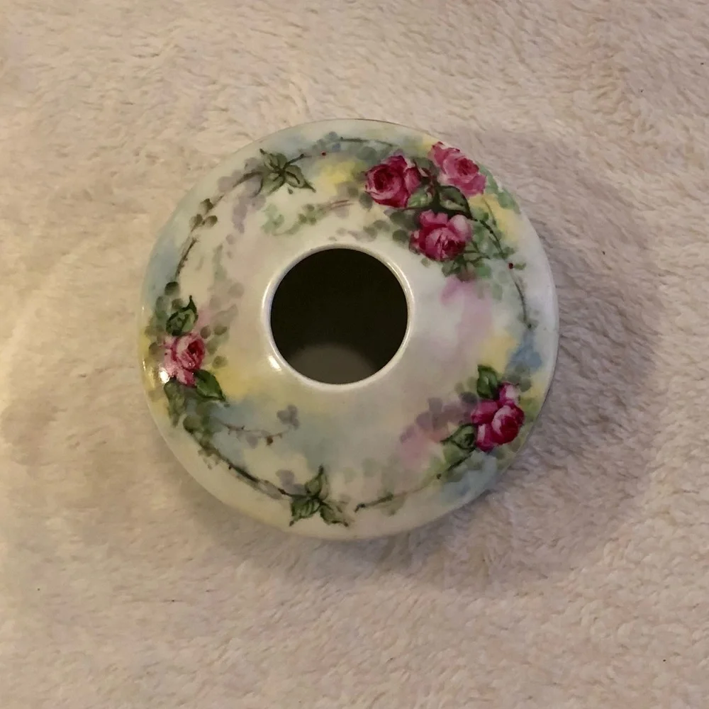 Porcelain Floral Patterned Hair Receiver EUC
